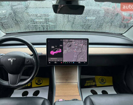 Черный Тесла Модель 3, объемом двигателя 0 л и пробегом 95 тыс. км за 16800 $, фото 17 на Automoto.ua
