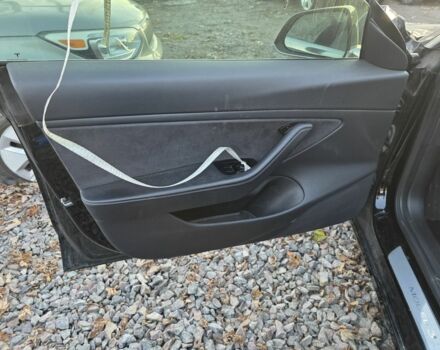 Чорний Тесла Модель 3, об'ємом двигуна 0 л та пробігом 130 тис. км за 11700 $, фото 13 на Automoto.ua