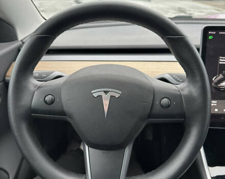 Чорний Тесла Модель 3, об'ємом двигуна 0 л та пробігом 74 тис. км за 19200 $, фото 23 на Automoto.ua
