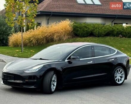 Черный Тесла Модель 3, объемом двигателя 0 л и пробегом 92 тыс. км за 21800 $, фото 9 на Automoto.ua
