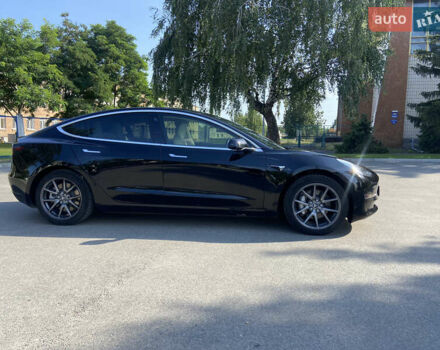 Тесла Модель 3 2019 у Києві на Automoto.ua Чорний Тесла Модель 3, об'ємом двигуна 0 л та пробігом 95 тис. км за 15999 $, фото 12 на Automoto.ua
