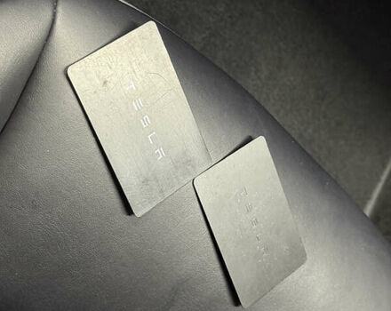 Черный Тесла Модель 3, объемом двигателя 0 л и пробегом 209 тыс. км за 17900 $, фото 87 на Automoto.ua