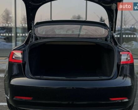 Чорний Тесла Модель 3, об'ємом двигуна 0 л та пробігом 128 тис. км за 19000 $, фото 6 на Automoto.ua