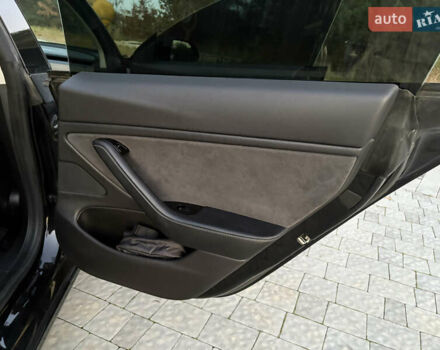 Черный Тесла Модель 3, объемом двигателя 0 л и пробегом 132 тыс. км за 14999 $, фото 29 на Automoto.ua