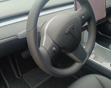 Чорний Тесла Модель 3, об'ємом двигуна 0 л та пробігом 145 тис. км за 15700 $, фото 30 на Automoto.ua