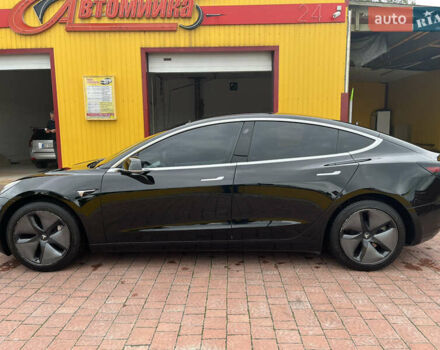 Черный Тесла Модель 3, объемом двигателя 0 л и пробегом 48 тыс. км за 18000 $, фото 7 на Automoto.ua