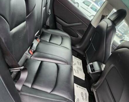 Черный Тесла Модель 3, объемом двигателя 0 л и пробегом 113 тыс. км за 17000 $, фото 6 на Automoto.ua