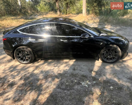 Чорний Тесла Модель 3, об'ємом двигуна 0 л та пробігом 157 тис. км за 18500 $, фото 17 на Automoto.ua