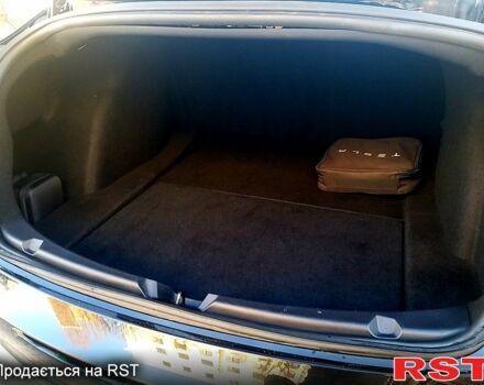 Черный Тесла Модель 3, объемом двигателя 0.18 л и пробегом 46 тыс. км за 17950 $, фото 7 на Automoto.ua