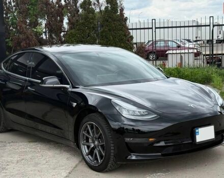 Черный Тесла Модель 3, объемом двигателя 0 л и пробегом 162 тыс. км за 16499 $, фото 1 на Automoto.ua