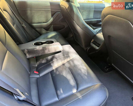 Черный Тесла Модель 3, объемом двигателя 0 л и пробегом 116 тыс. км за 18900 $, фото 24 на Automoto.ua