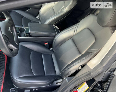 Черный Тесла Модель 3, объемом двигателя 0 л и пробегом 206 тыс. км за 24890 $, фото 32 на Automoto.ua