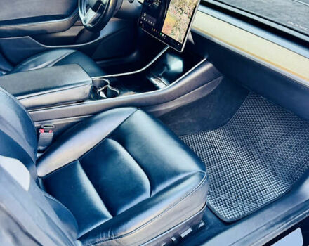 Черный Тесла Модель 3, объемом двигателя 0 л и пробегом 108 тыс. км за 15200 $, фото 9 на Automoto.ua