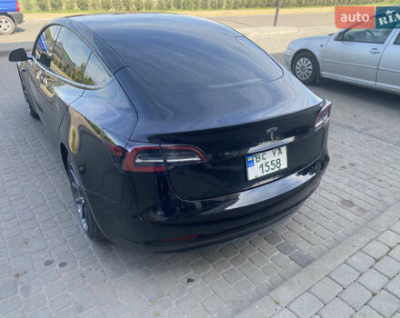 Тесла Модель 3 2019 у Львові на Automoto.ua Чорний Тесла Модель 3, об'ємом двигуна 0 л та пробігом 107 тис. км за 23900 $, фото 15 на Automoto.ua
