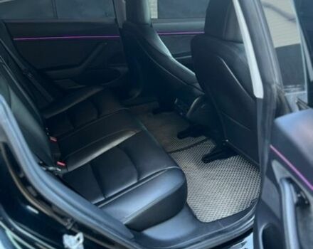 Черный Тесла Модель 3, объемом двигателя 0 л и пробегом 150 тыс. км за 16999 $, фото 17 на Automoto.ua