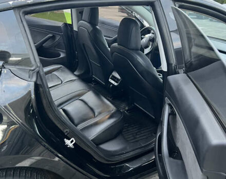 Черный Тесла Модель 3, объемом двигателя 0 л и пробегом 160 тыс. км за 15500 $, фото 10 на Automoto.ua