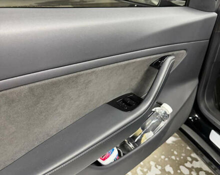 Чорний Тесла Модель 3, об'ємом двигуна 0 л та пробігом 84 тис. км за 20000 $, фото 8 на Automoto.ua