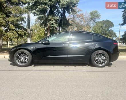 Чорний Тесла Модель 3, об'ємом двигуна 0 л та пробігом 142 тис. км за 14200 $, фото 7 на Automoto.ua