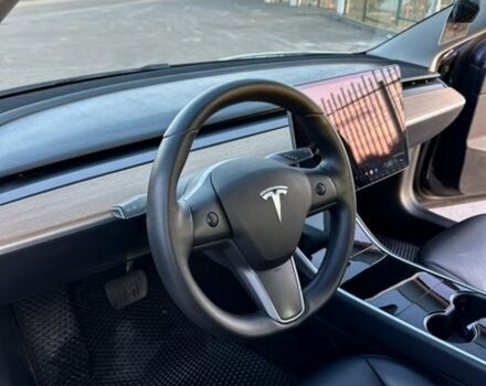 Чорний Тесла Модель 3, об'ємом двигуна 0 л та пробігом 74 тис. км за 18500 $, фото 11 на Automoto.ua