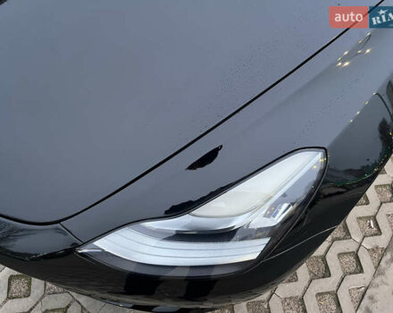 Черный Тесла Модель 3, объемом двигателя 0 л и пробегом 77 тыс. км за 20000 $, фото 20 на Automoto.ua