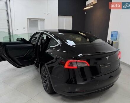 Чорний Тесла Модель 3, об'ємом двигуна 0 л та пробігом 88 тис. км за 12999 $, фото 2 на Automoto.ua