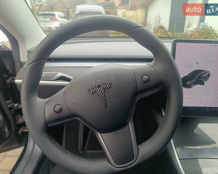 Чорний Тесла Модель 3, об'ємом двигуна 0 л та пробігом 145 тис. км за 15700 $, фото 24 на Automoto.ua