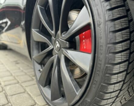 Черный Тесла Модель 3, объемом двигателя 0 л и пробегом 47 тыс. км за 18000 $, фото 5 на Automoto.ua