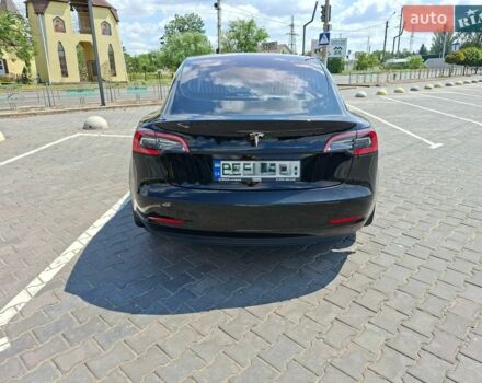 Чорний Тесла Модель 3, об'ємом двигуна 0 л та пробігом 52 тис. км за 13700 $, фото 4 на Automoto.ua