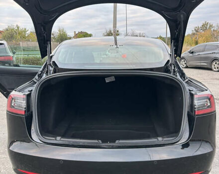 Черный Тесла Модель 3, объемом двигателя 0 л и пробегом 101 тыс. км за 17600 $, фото 12 на Automoto.ua