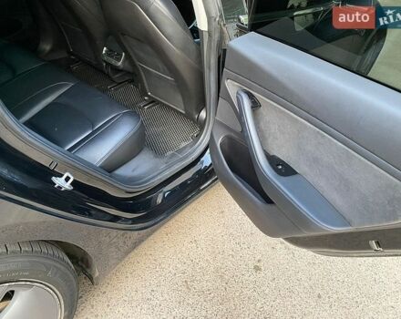 Черный Тесла Модель 3, объемом двигателя 0 л и пробегом 125 тыс. км за 16300 $, фото 9 на Automoto.ua