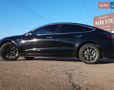 Чорний Тесла Модель 3, об'ємом двигуна 0 л та пробігом 197 тис. км за 18600 $, фото 3 на Automoto.ua