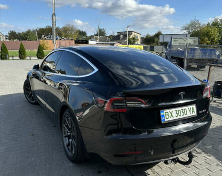 Чорний Тесла Модель 3, об'ємом двигуна 0 л та пробігом 136 тис. км за 17300 $, фото 4 на Automoto.ua