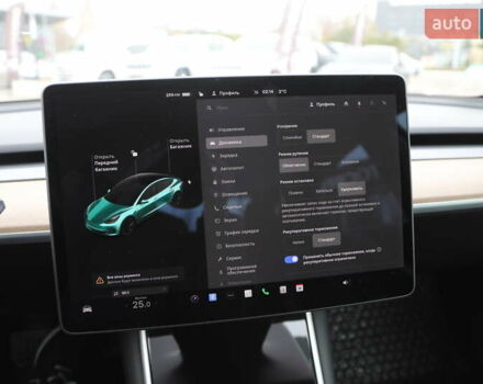 Черный Тесла Модель 3, объемом двигателя 0 л и пробегом 66 тыс. км за 17000 $, фото 15 на Automoto.ua