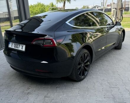 Черный Тесла Модель 3, объемом двигателя 0 л и пробегом 98 тыс. км за 22000 $, фото 3 на Automoto.ua