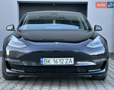 Черный Тесла Модель 3, объемом двигателя 0 л и пробегом 121 тыс. км за 19400 $, фото 4 на Automoto.ua