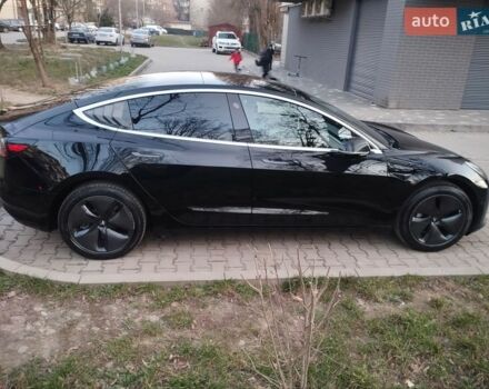 Черный Тесла Модель 3, объемом двигателя 0 л и пробегом 195 тыс. км за 14700 $, фото 4 на Automoto.ua