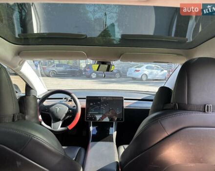 Чорний Тесла Модель 3, об'ємом двигуна 0 л та пробігом 139 тис. км за 14500 $, фото 16 на Automoto.ua