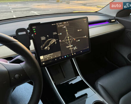 Черный Тесла Модель 3, объемом двигателя 0 л и пробегом 98 тыс. км за 17900 $, фото 12 на Automoto.ua