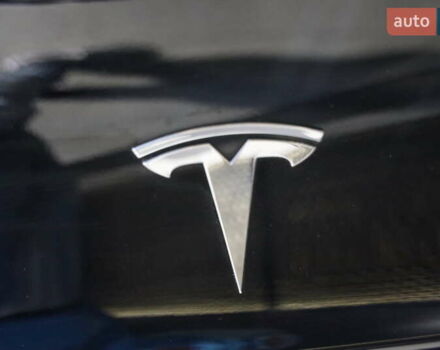 Чорний Тесла Модель 3, об'ємом двигуна 0 л та пробігом 163 тис. км за 15600 $, фото 10 на Automoto.ua