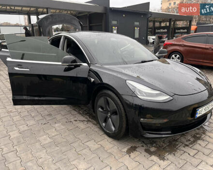 Чорний Тесла Модель 3, об'ємом двигуна 0 л та пробігом 155 тис. км за 15800 $, фото 5 на Automoto.ua