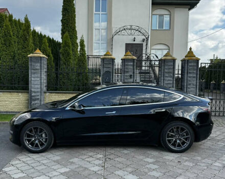 Чорний Тесла Модель 3, об'ємом двигуна 0 л та пробігом 135 тис. км за 21900 $, фото 47 на Automoto.ua