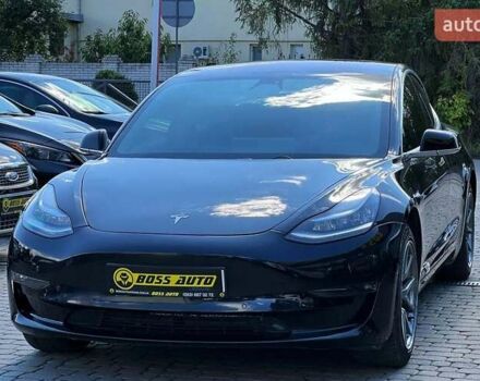 Тесла Модель 3 2019 в Ивано-Франковске на Automoto.ua Черный Тесла Модель 3, объемом двигателя 0 л и пробегом 101 тыс. км за 18800 $, фото 2 на Automoto.ua