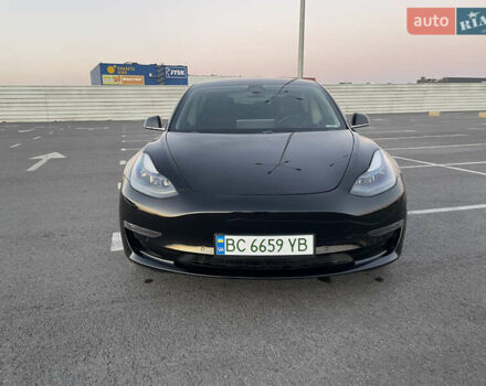 Черный Тесла Модель 3, объемом двигателя 0 л и пробегом 61 тыс. км за 14800 $, фото 1 на Automoto.ua