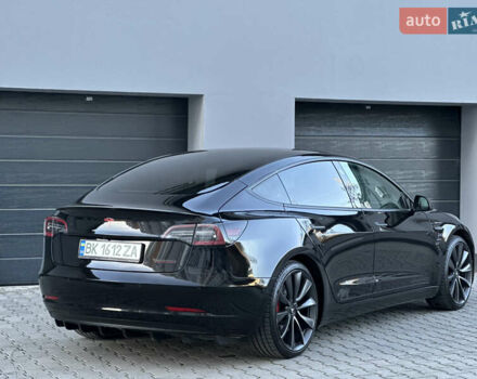 Черный Тесла Модель 3, объемом двигателя 0 л и пробегом 121 тыс. км за 19400 $, фото 3 на Automoto.ua