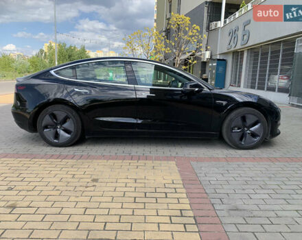 Чорний Тесла Модель 3, об'ємом двигуна 0 л та пробігом 73 тис. км за 14200 $, фото 5 на Automoto.ua