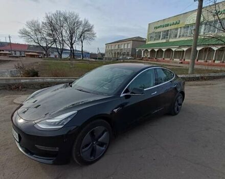 Черный Тесла Модель 3, объемом двигателя 0 л и пробегом 100 тыс. км за 15999 $, фото 1 на Automoto.ua