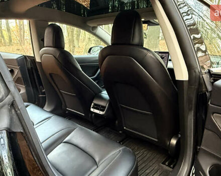 Черный Тесла Модель 3, объемом двигателя 0 л и пробегом 120 тыс. км за 18399 $, фото 9 на Automoto.ua