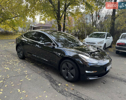Черный Тесла Модель 3, объемом двигателя 0 л и пробегом 100 тыс. км за 22300 $, фото 1 на Automoto.ua