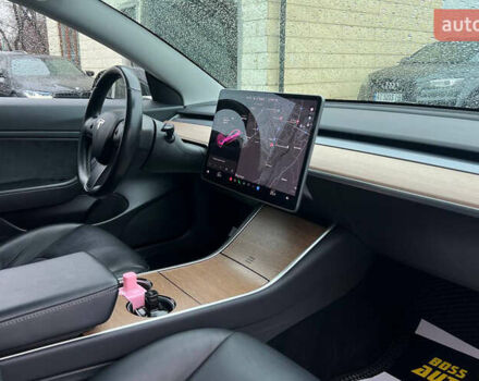 Черный Тесла Модель 3, объемом двигателя 0 л и пробегом 95 тыс. км за 16800 $, фото 18 на Automoto.ua