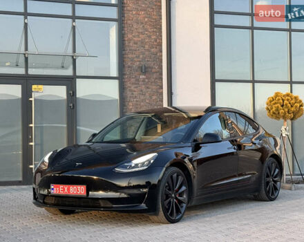 Чорний Тесла Модель 3, об'ємом двигуна 0 л та пробігом 117 тис. км за 18999 $, фото 36 на Automoto.ua